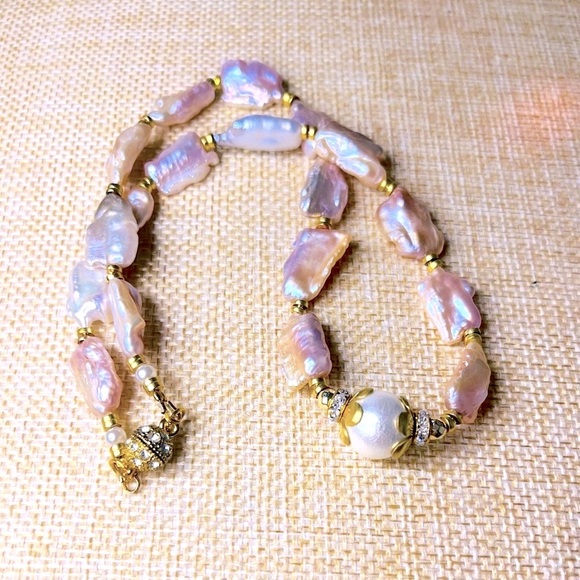 Baroque Flat & Round Natural Pearls Necklace - Picture 4 of 8